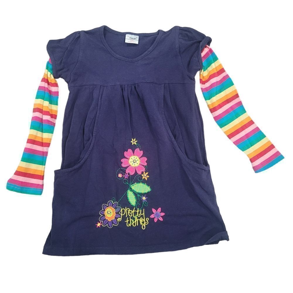 embroidered dress w stripe sleeve